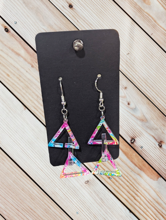 Pretty Paisley cutout triangle earrings