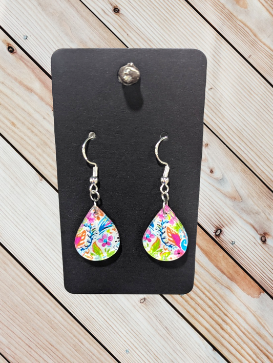 Pretty Paisley solid teardrop earrings